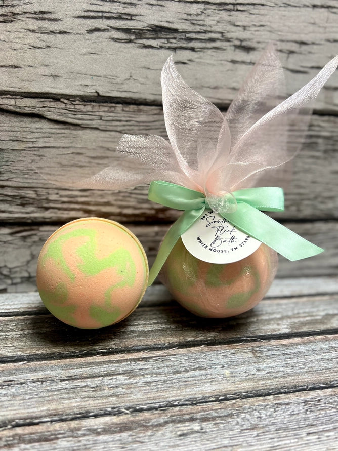 Cucumber Melon Bath Bomb 5.5oz